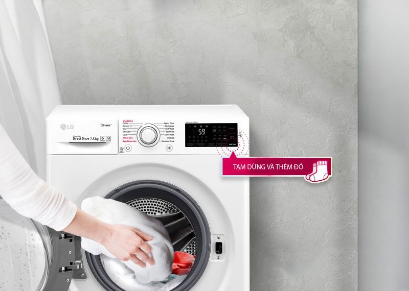 Máy giặt LG 8kg inverter FM1208N6W- thêm đồ khi giặt